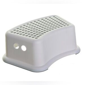 Dreambaby Step Stool for Kids - Non-Slip Base and Contoured Design